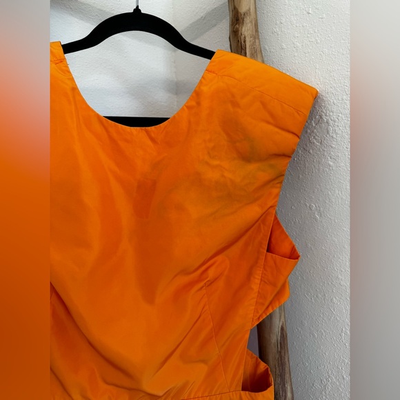 Tibi Italian Sporty Nylon Sleeveless Balloon Dress in Orange Size 8 - Picture 16 of 17